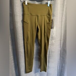 Athleta Ultimate Stash Mesh 7/8 Tight NWT
